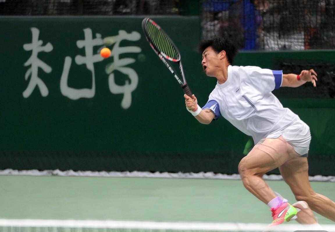 2016女乒巅峰对决：丁宁与李晓霞决赛传奇回顾(图3)